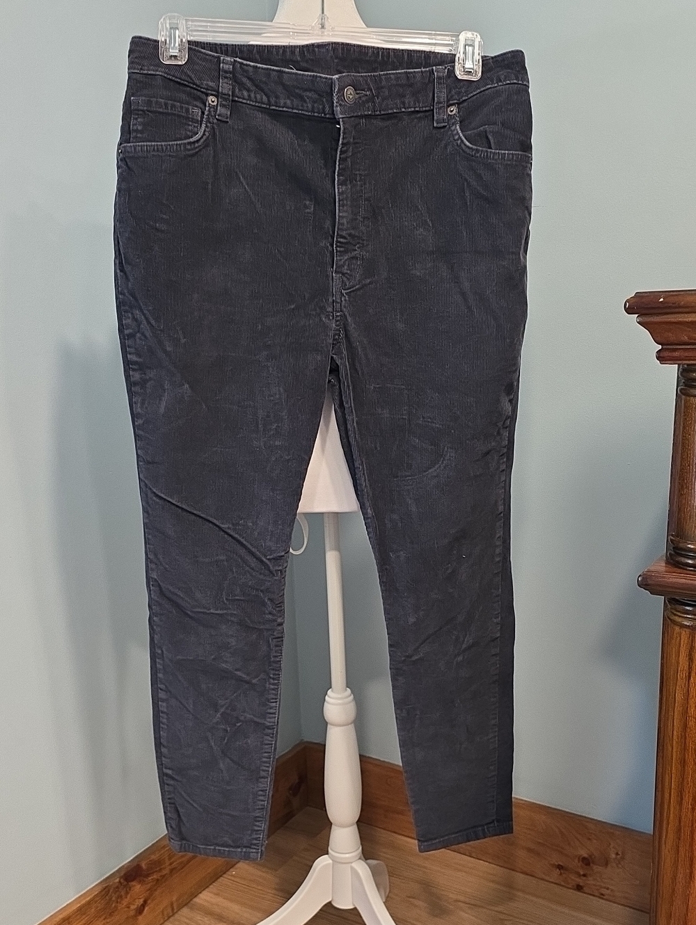 Patagonia Slate Blue(navy) Cords 33